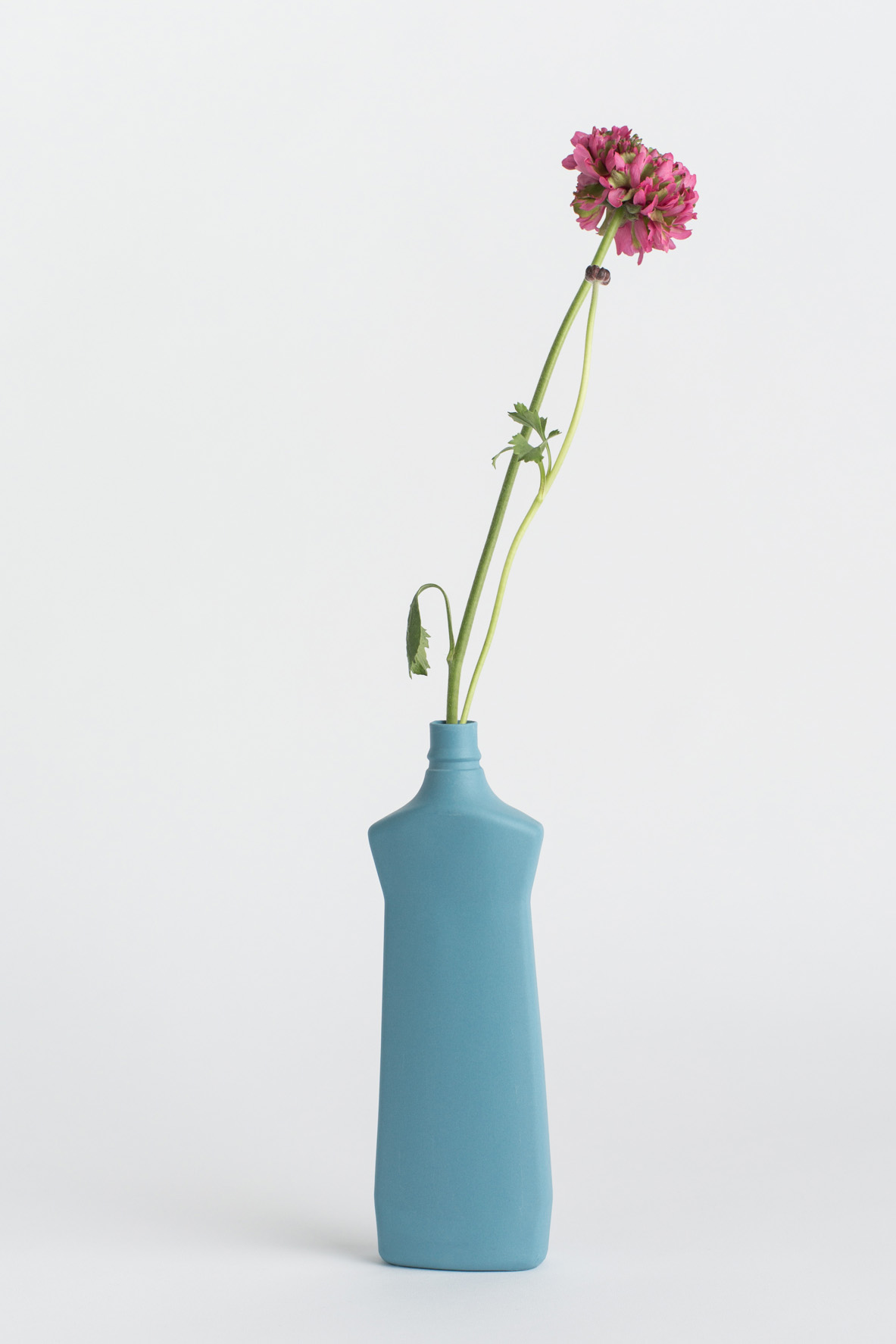 copyright_foekjefleur-bottlevase_#1_darkblue_01