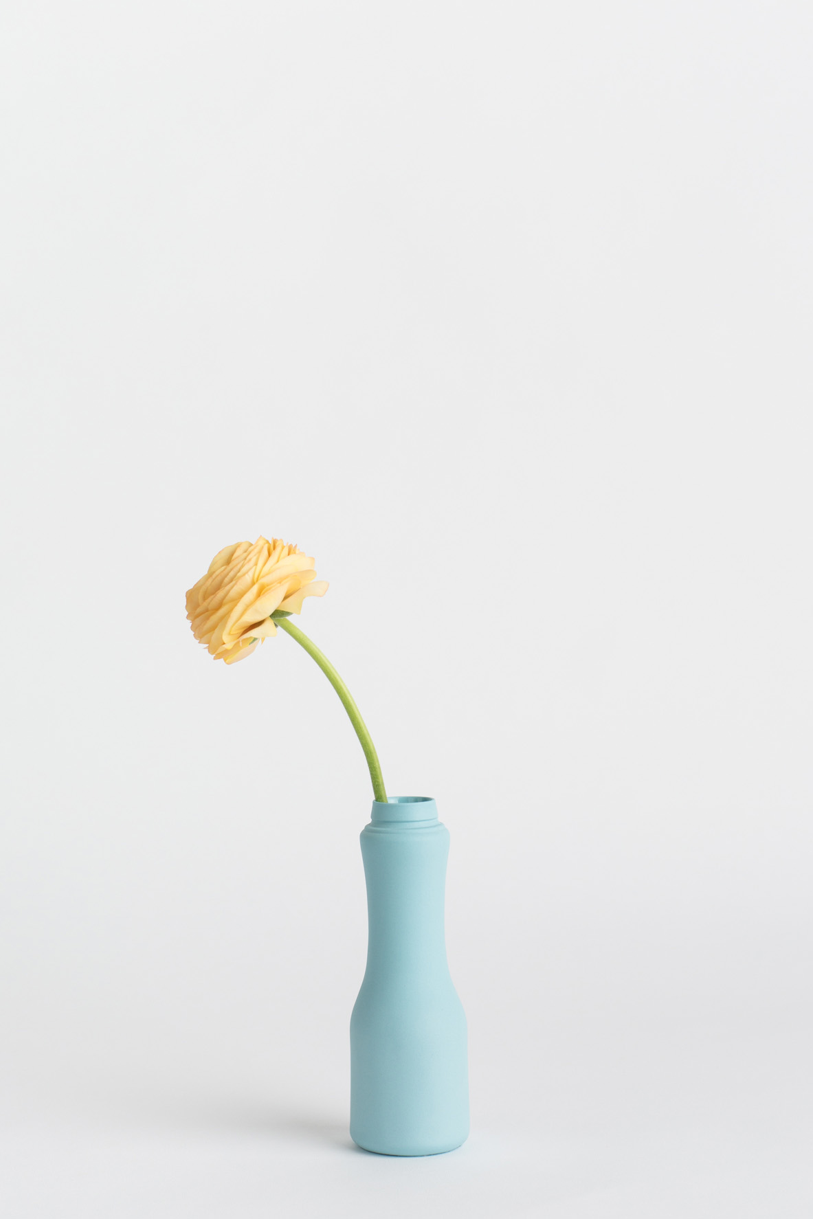 copyright_foekjefleur-bottlevase_#6_lightblue_02