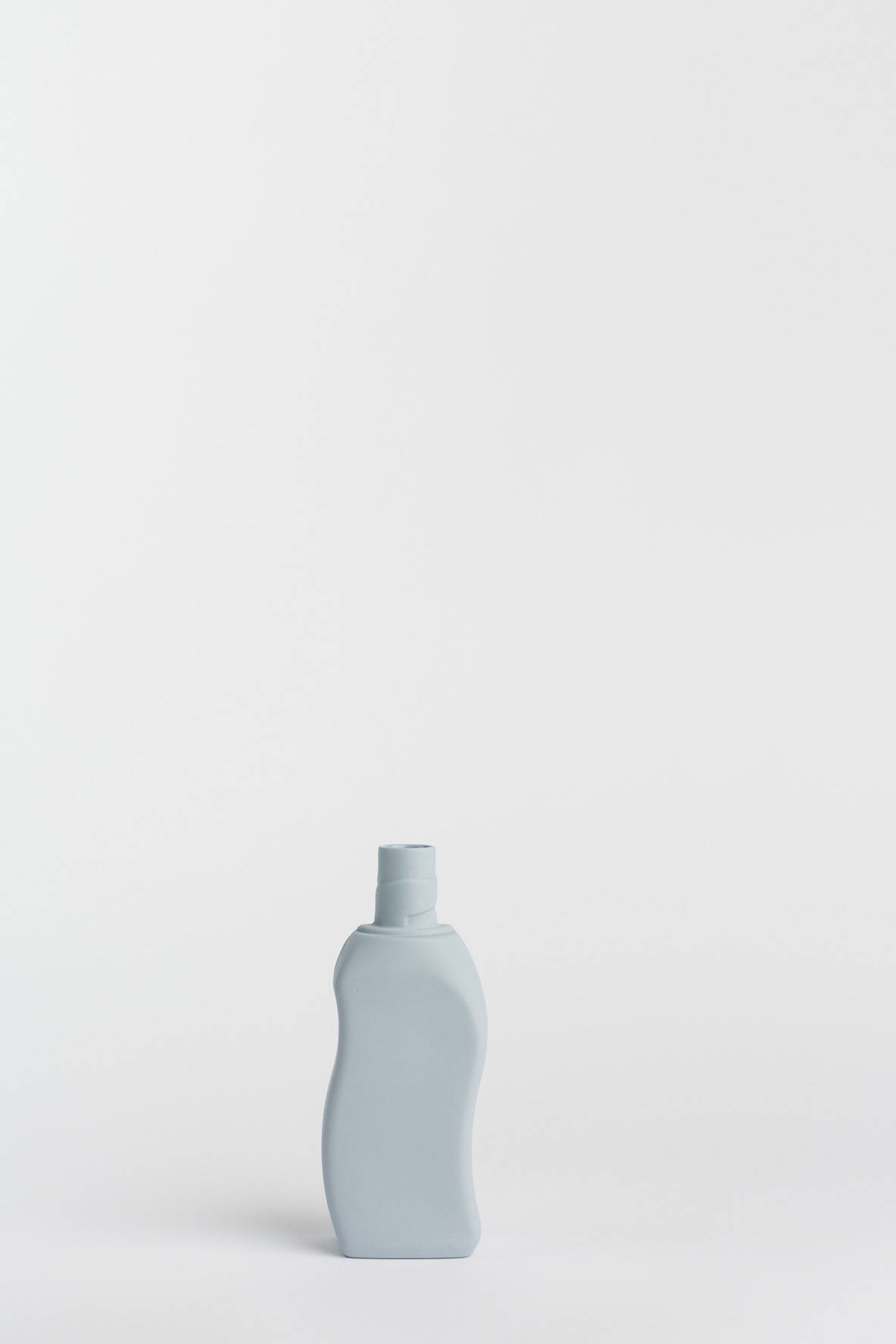 copyright_foekjefleur-bottlevase_#12_lavender_front