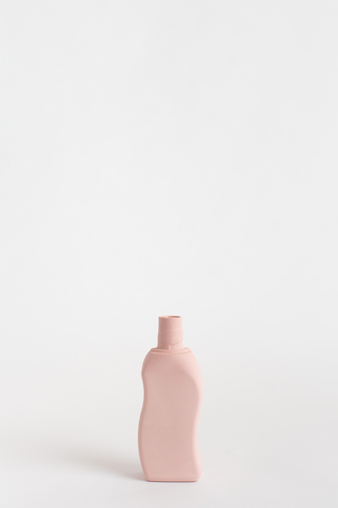 copyright_foekjefleur-bottlevase_#12_powder-2