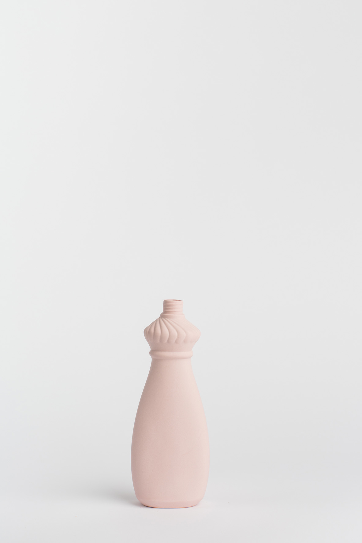 copyright_foekjefleur-bottlevase_#15_powder_front
