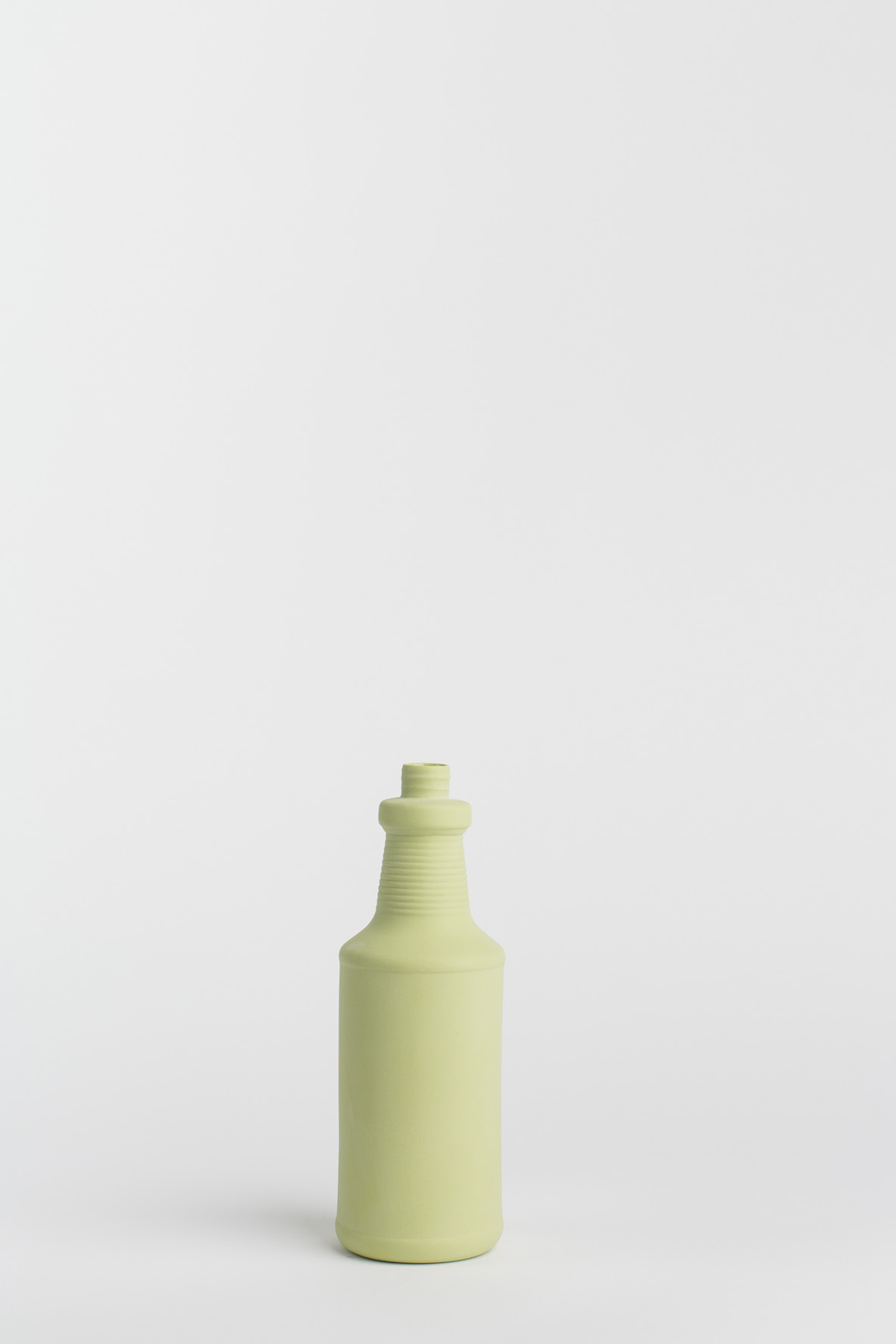 copyright_foekjefleur-bottlevase_#17_spring_front