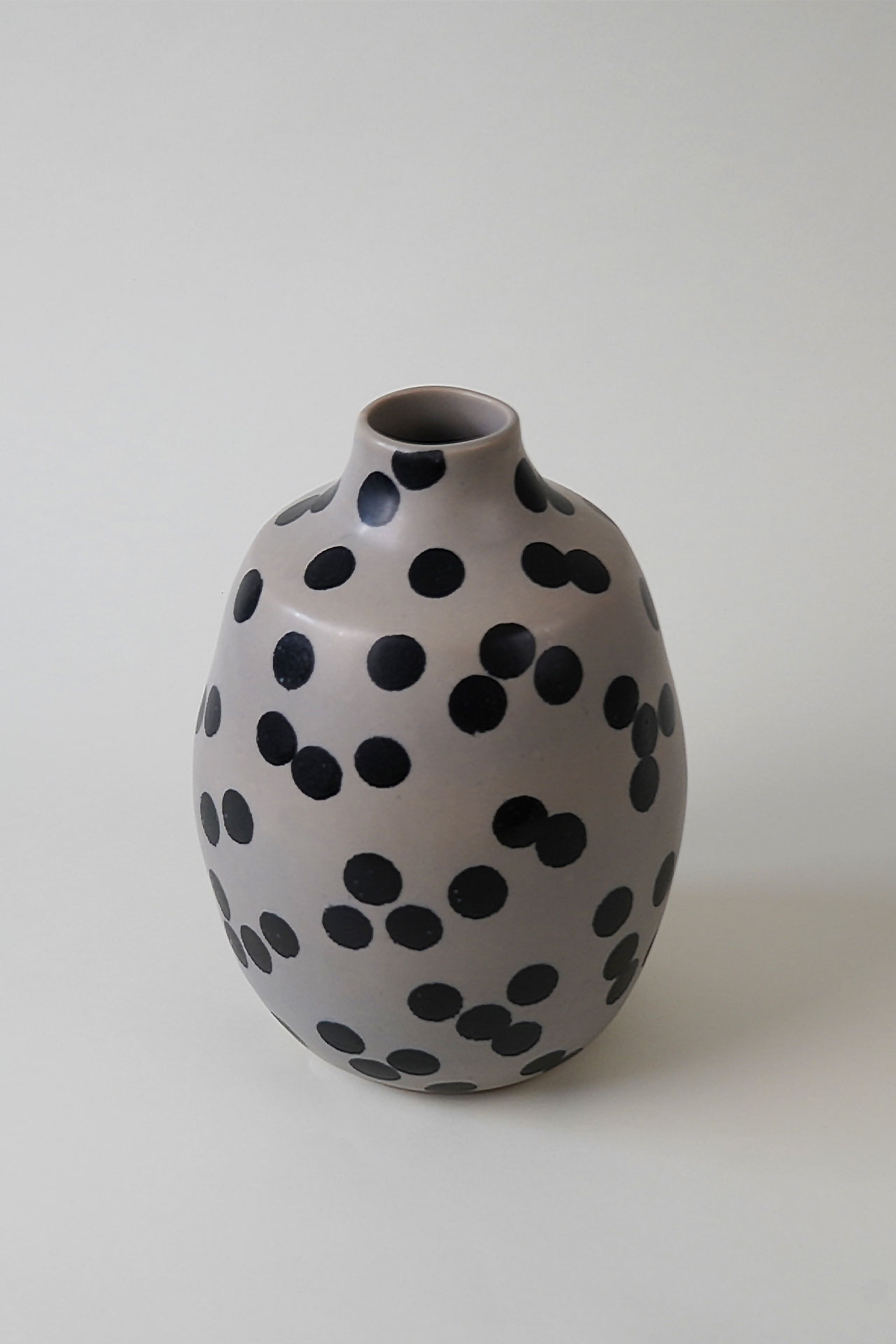 studio-krill-berlin-dalmatinervase2