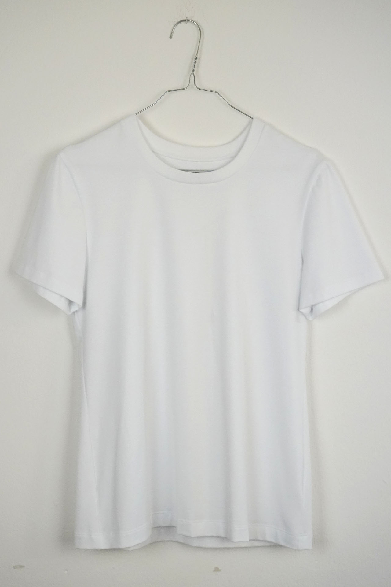 studio-krill-berlin-07bt01a-white